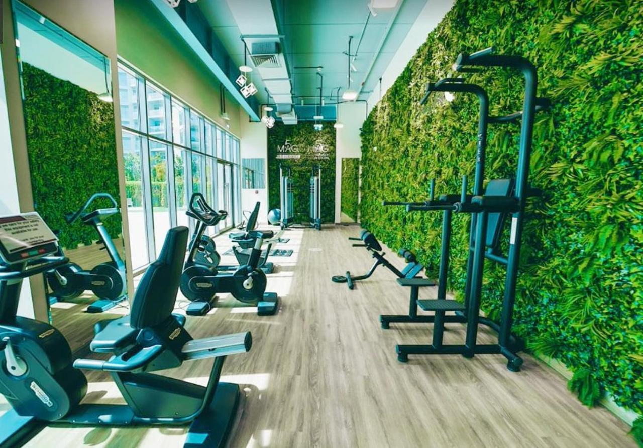 Elite Lux Holiday Homes - Cozy & Stylish 1 Bedroom With Huge Pools & World Class Gym Dubai Buitenkant foto