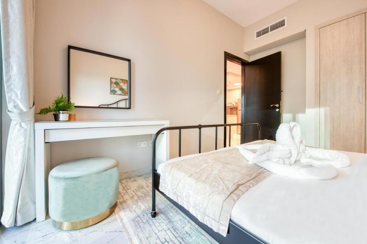Elite Lux Holiday Homes - Cozy & Stylish 1 Bedroom With Huge Pools & World Class Gym Dubai Buitenkant foto