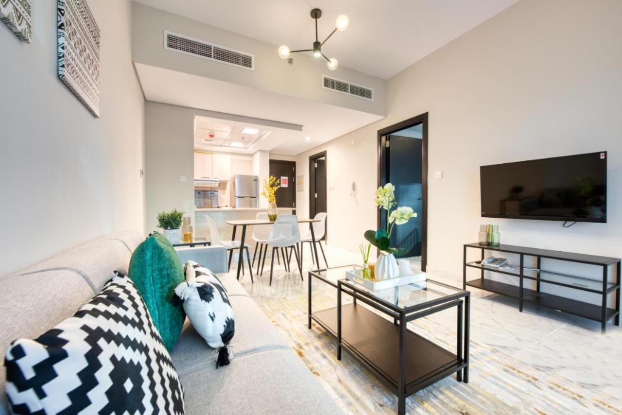 Elite Lux Holiday Homes - Cozy & Stylish 1 Bedroom With Huge Pools & World Class Gym Dubai Buitenkant foto