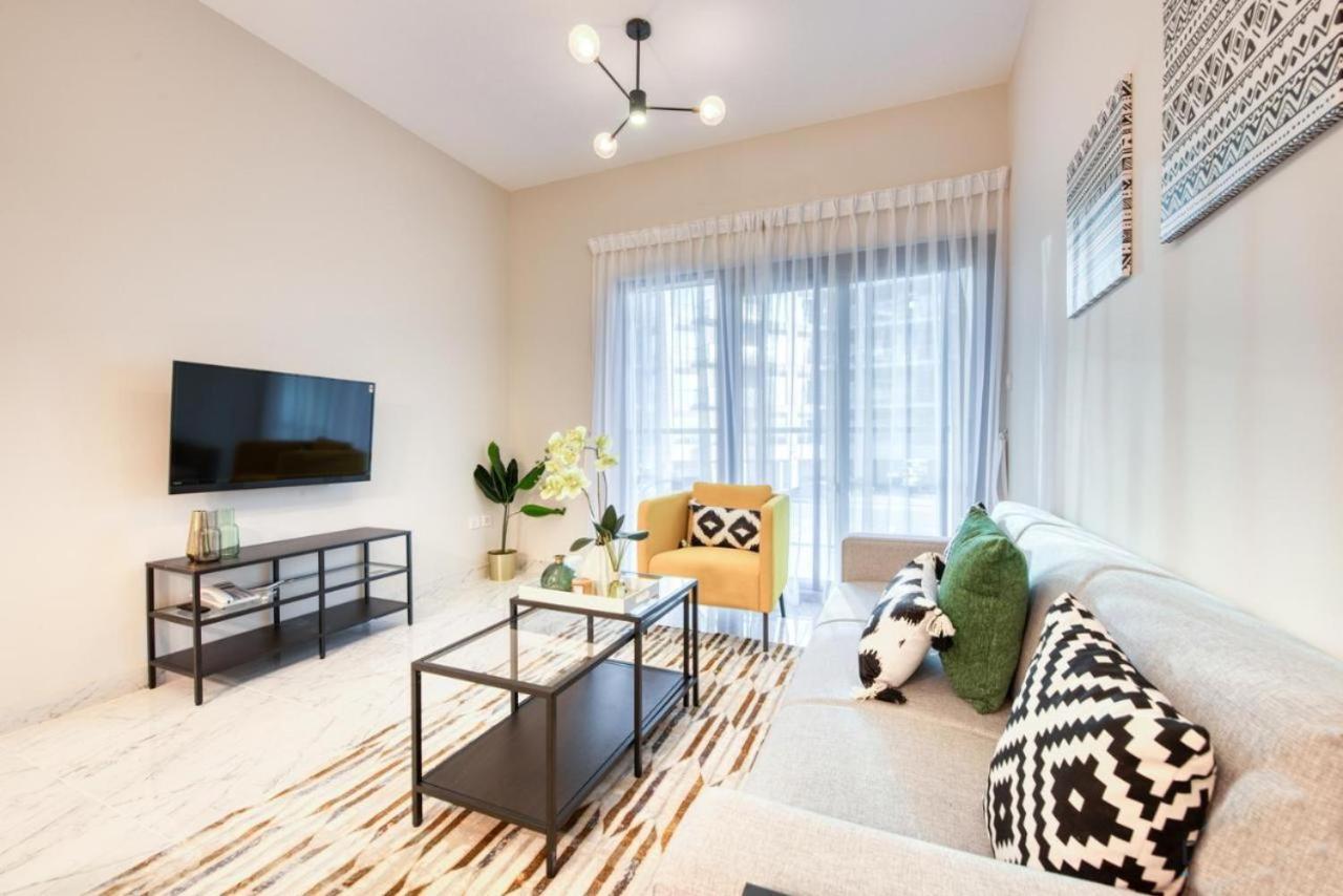 Elite Lux Holiday Homes - Cozy & Stylish 1 Bedroom With Huge Pools & World Class Gym Dubai Buitenkant foto